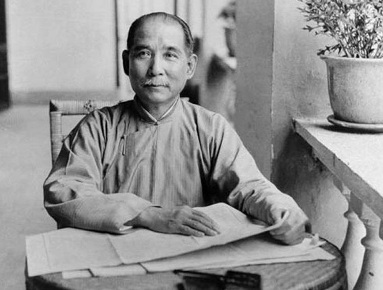 Le 12 novembre, c'est aujourd'hui l'anniversaire de Sun Yat-sen.